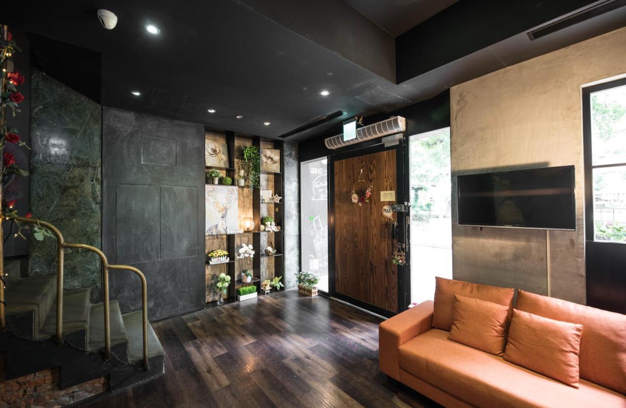 Hotel 在家行旅 中山館 Tajpej Zewnętrze zdjęcie